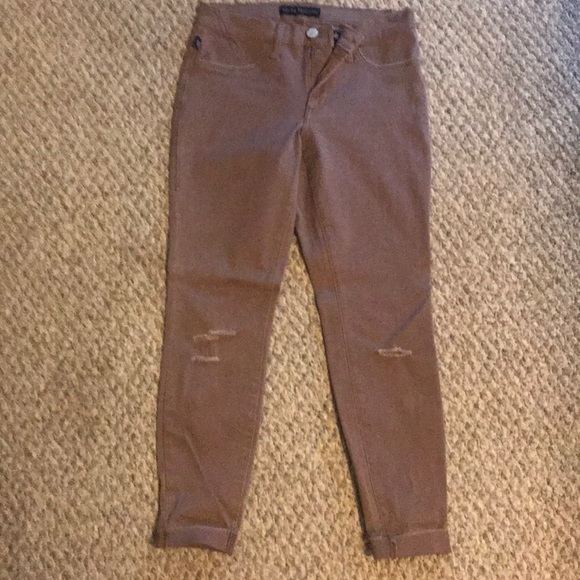 Like new  Rock&Republic jeans - Picture 1 of 6